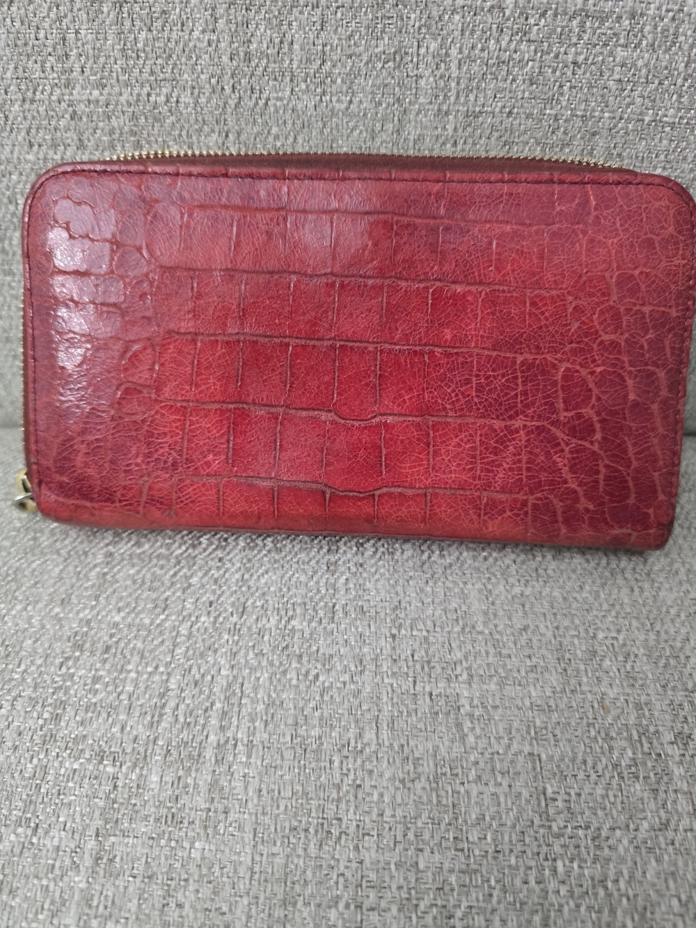 Miu Miu Red Croc-Embossed Zip Around Long Wallet - Picture 2 of 13